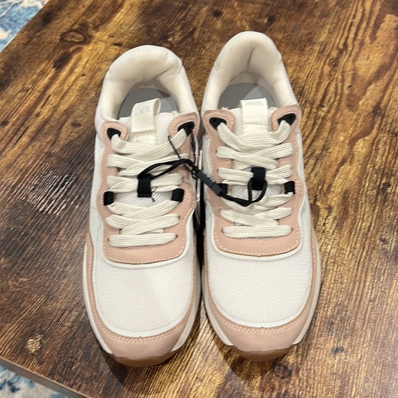 Sneakers causal - Picture 2 of 4